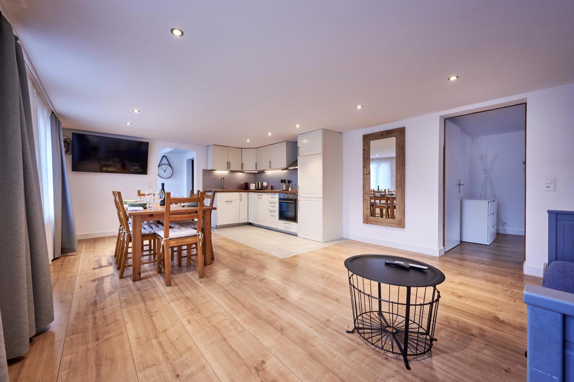 2 Bedroom Mountain View Apartment Interlaken Extérieur photo